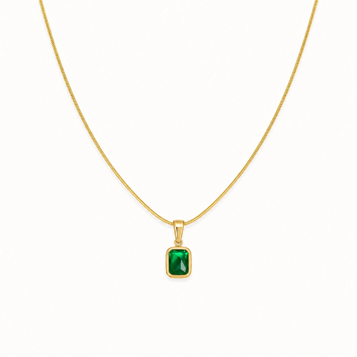 Evara Emerald Pendant Necklace – 18K Gold Plated