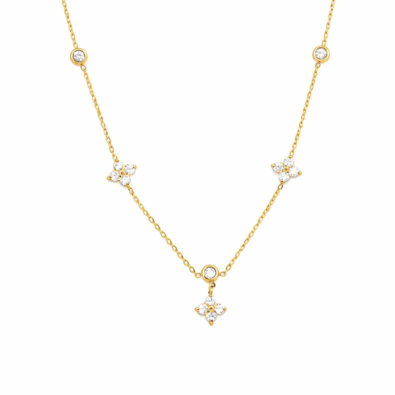 Liora – 18K Gold Plated Star Necklace