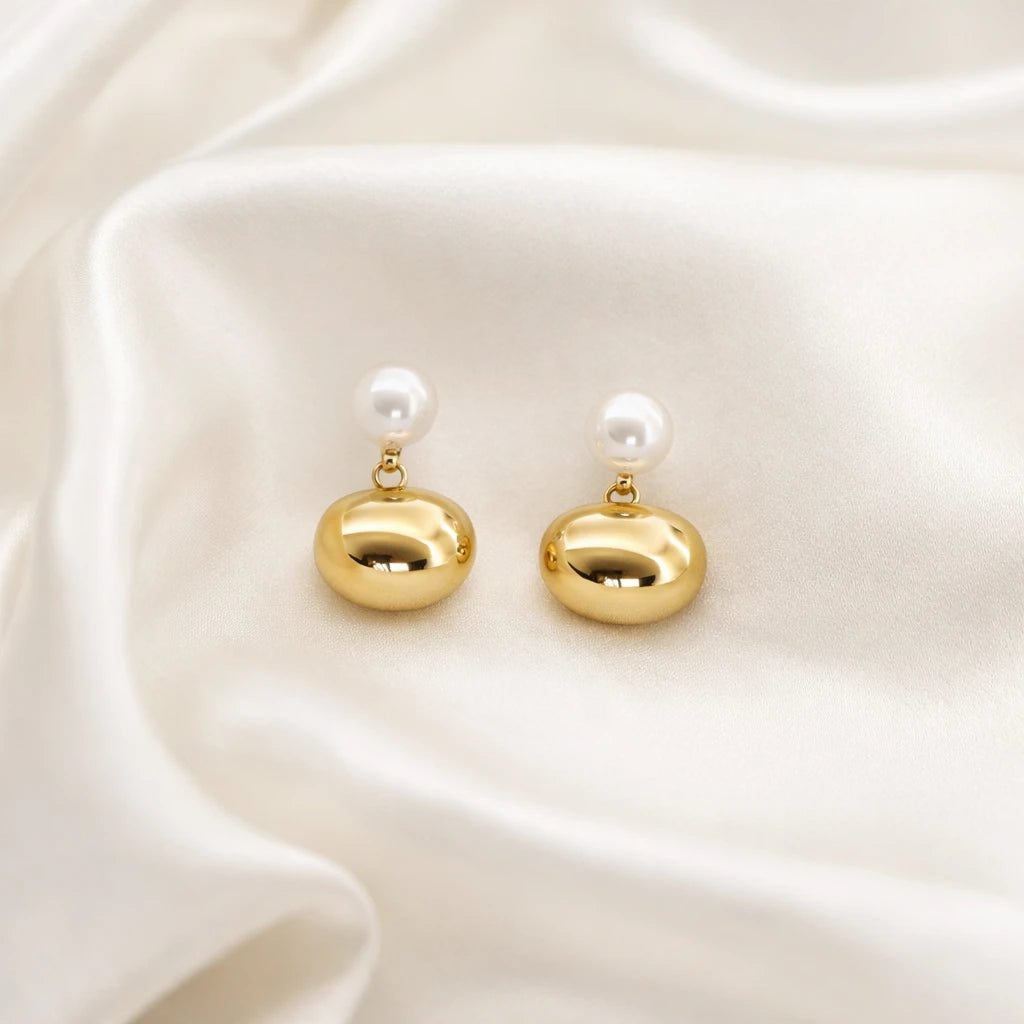 Aura – 18K Gold Plated Pearl Stud Earrings