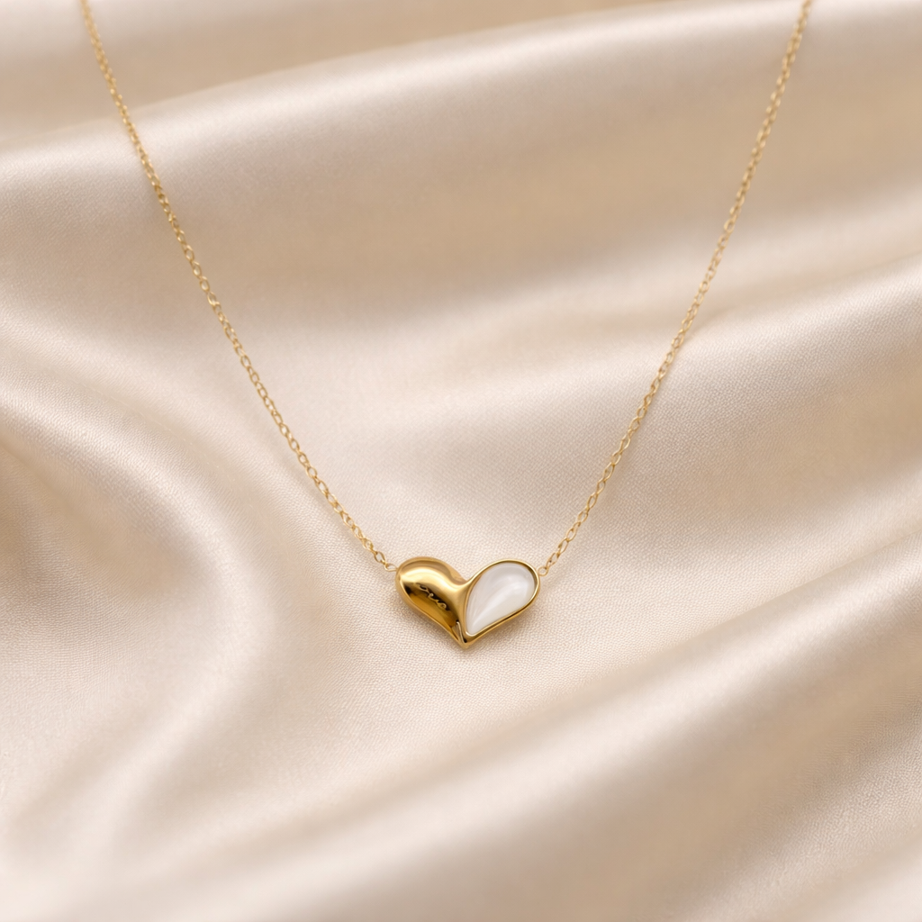 Solayne – 18K Gold Plated Enamel Heart Necklace