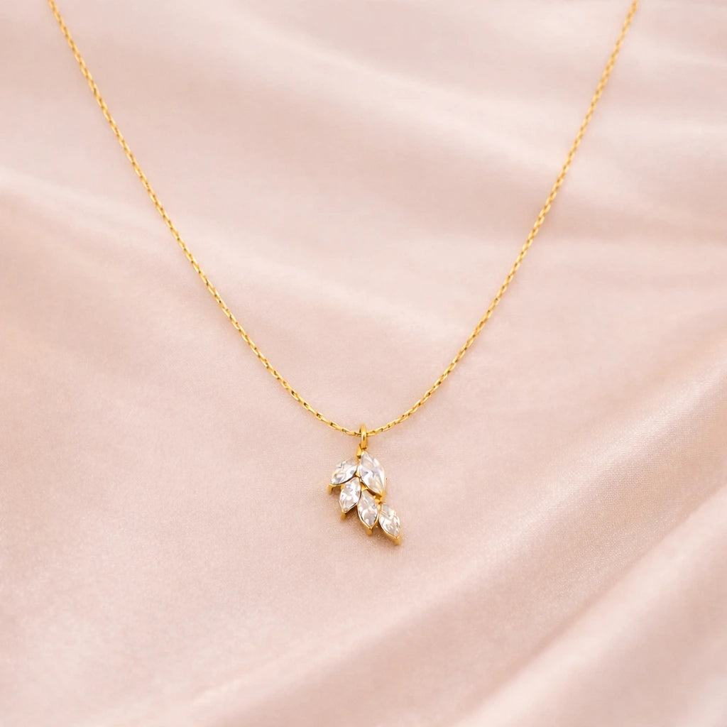 Lysara – 18K Gold Plated Leaf Necklace