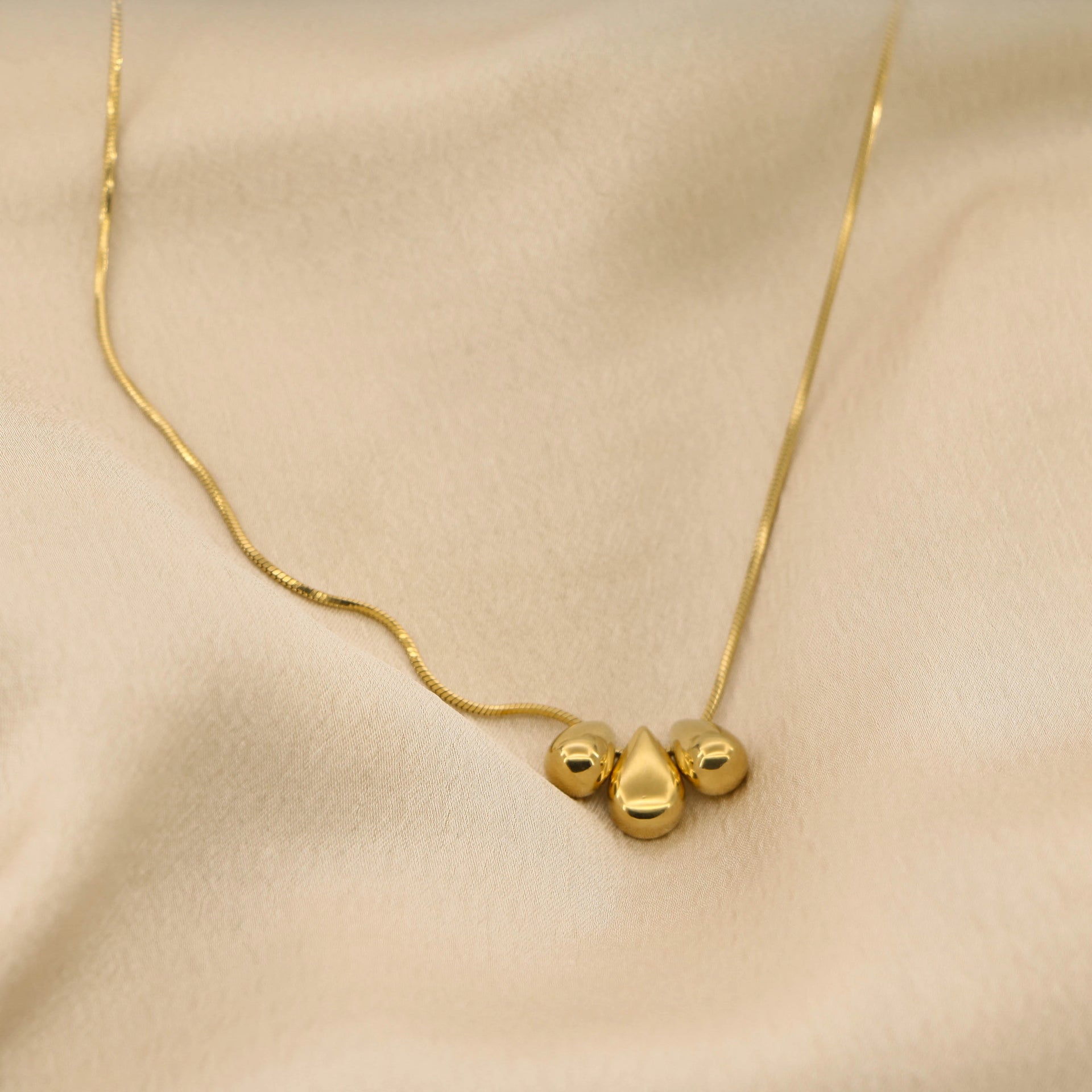 Aria – 18K Gold Plated Droplet Necklace