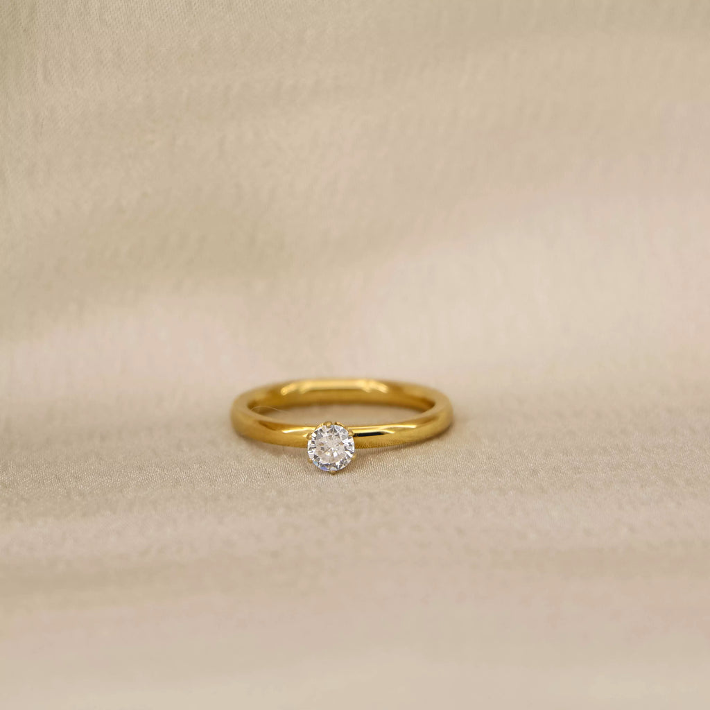 Lumi Solitaire Ring – 18K Gold Plated