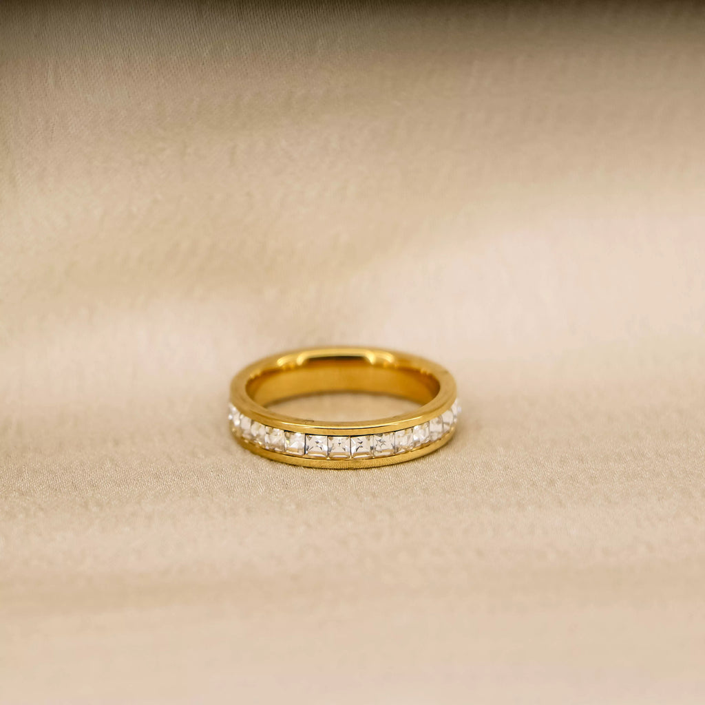 Zaria – 18K Gold Plated Baguette Ring