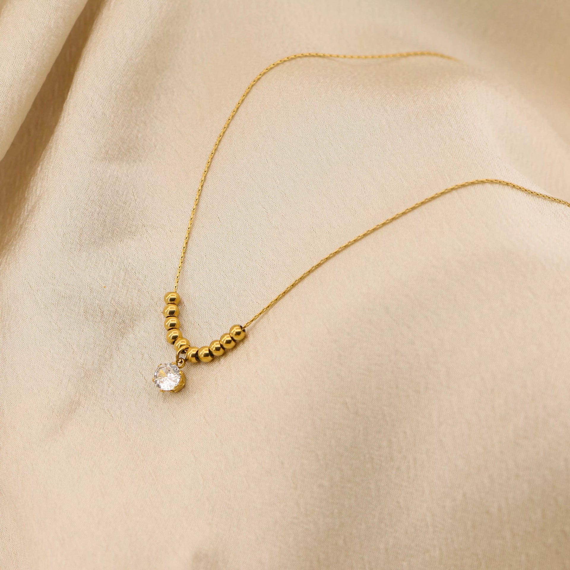 Raina – 18K Gold Plated Solitaire Bead Necklace