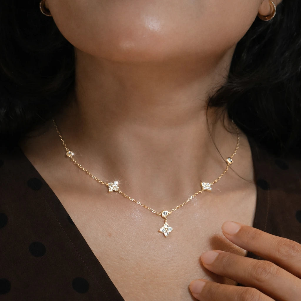 Liora – 18K Gold Plated Star Necklace