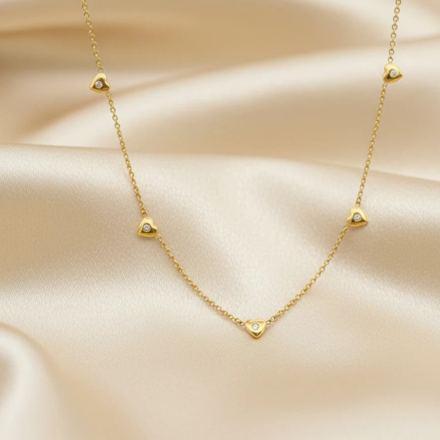 Nivra – 18K Gold Plated Heart Station Necklace