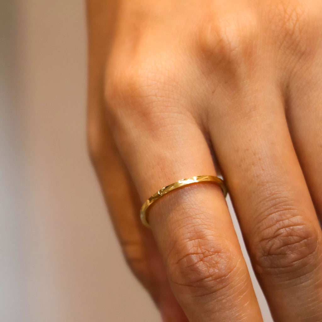 Vea Minimal Gold Band – 18K Gold Plated