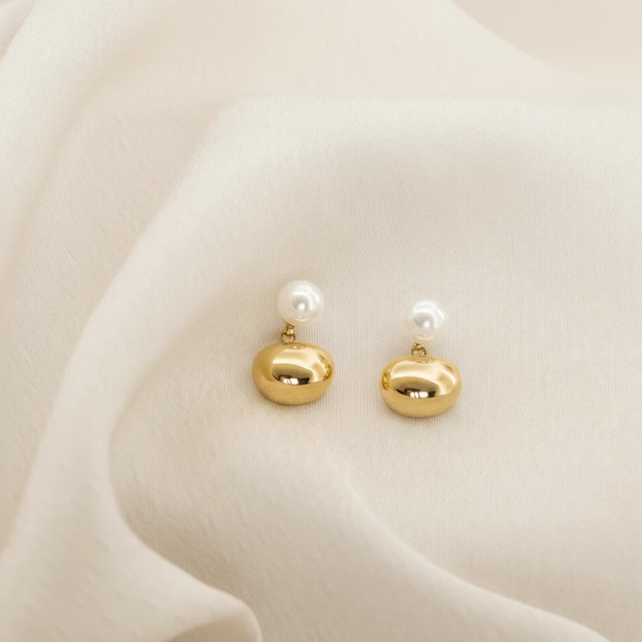 Aura – 18K Gold Plated Pearl Stud Earrings