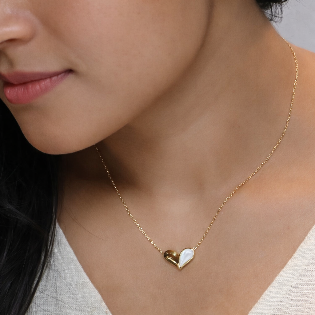 Solayne – 18K Gold Plated Enamel Heart Necklace