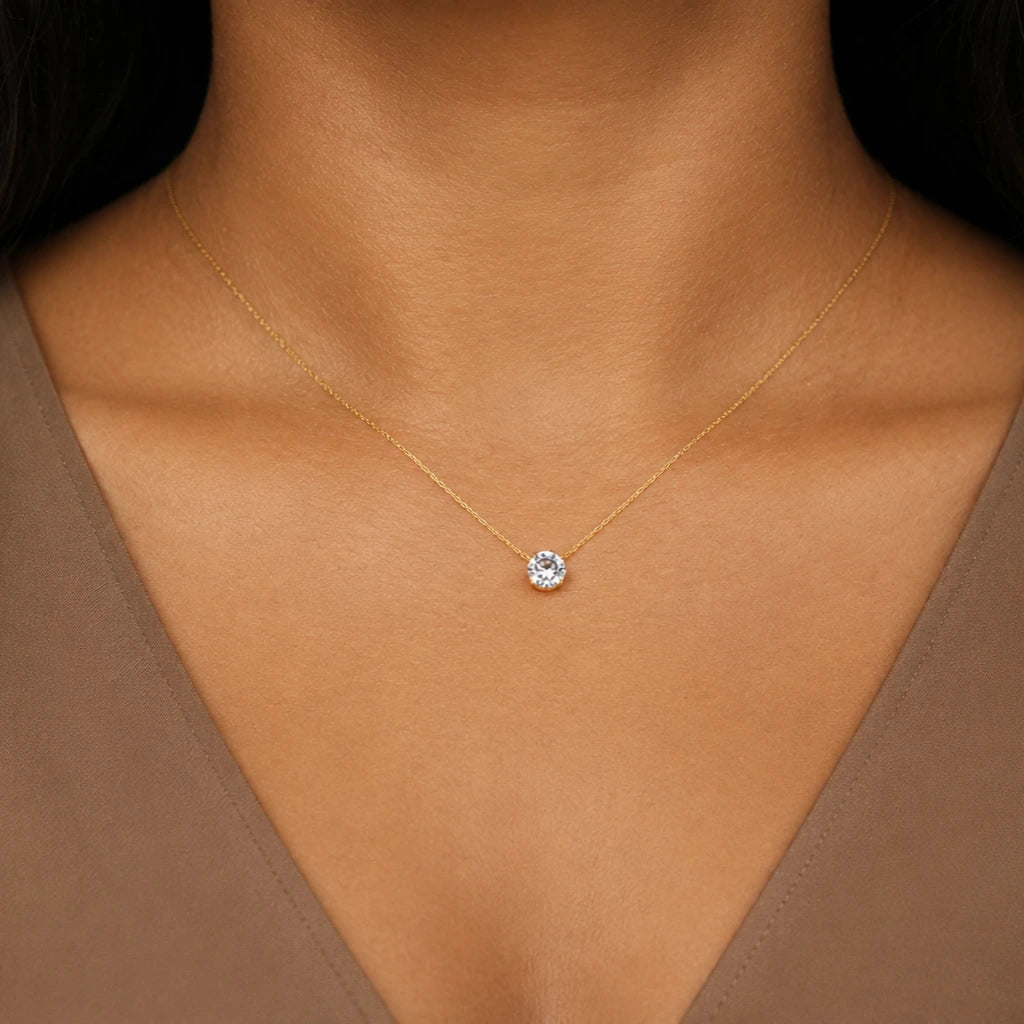 Elara Solitaire Necklace – 18K Gold Plated