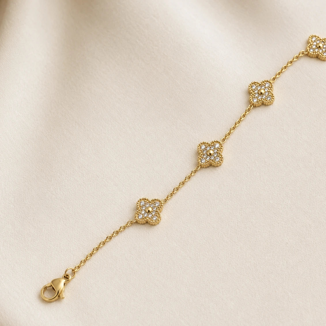 Fiora Clover Bracelet – 18K Gold Plated