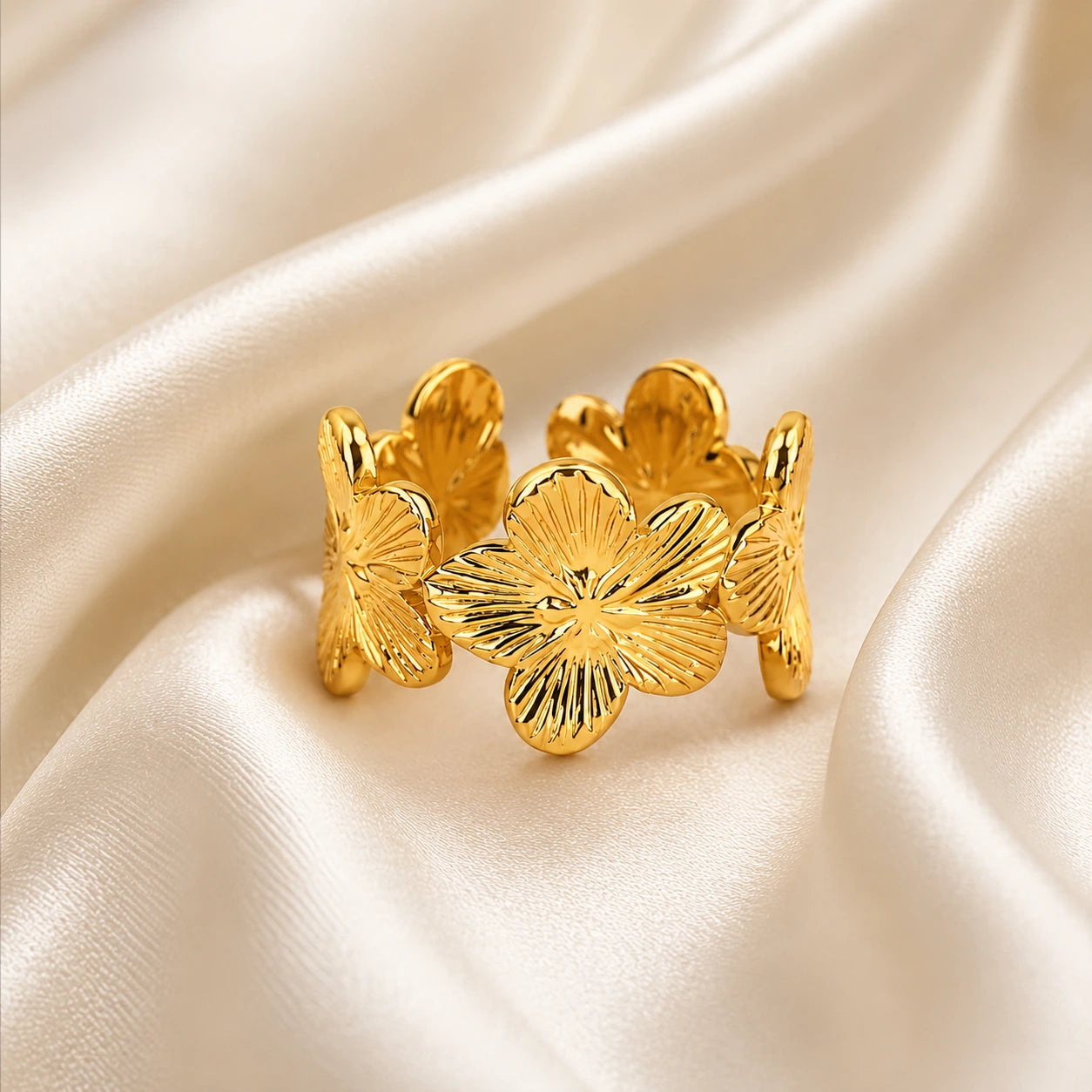 Fiora Bloom Adjustable Ring – 18K Gold Plated