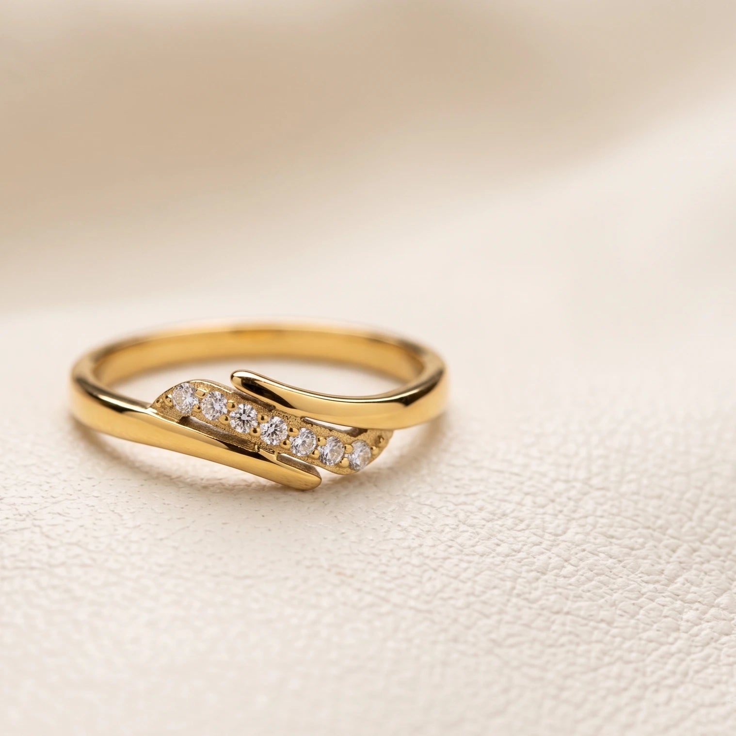 Liora Twist Ring – 18K Gold Plated